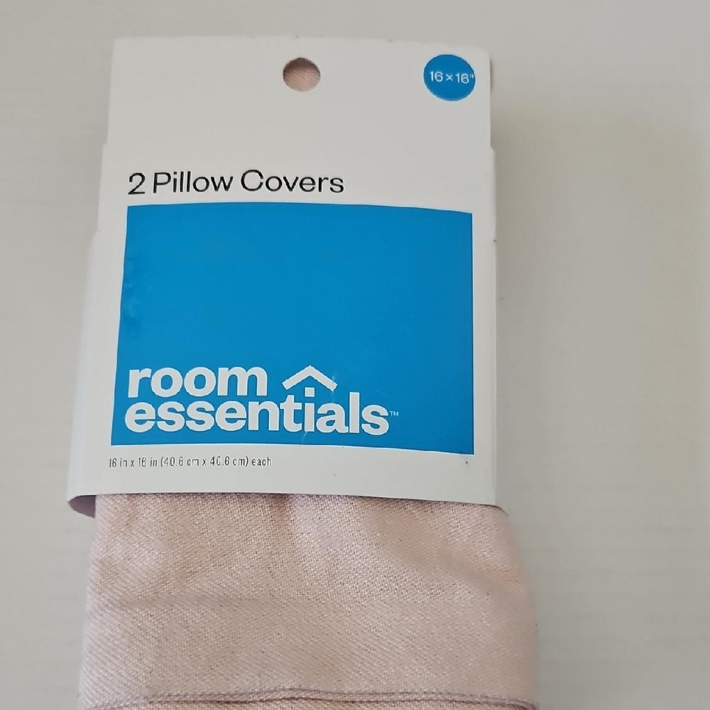 Room Essentials Blush Pillow Covers